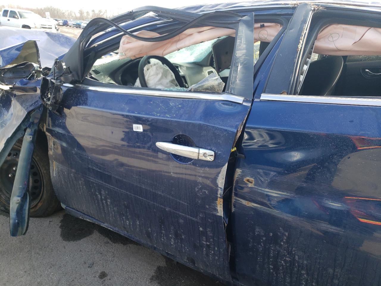 Photo 10 from auction – 2016 NISSAN SENTRA S with VIN 3N1AB7AP2GY219788