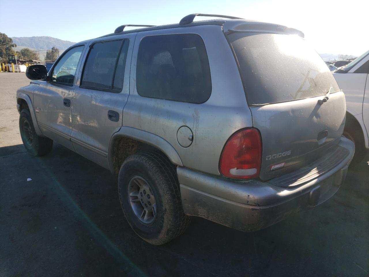 Photo 3 from auction – 1999 DODGE DURANGO with VIN 1B4HS28Y6XF637238