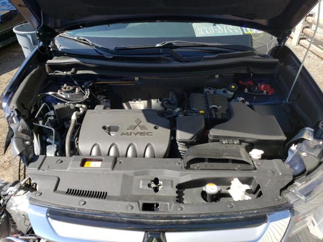 Photo 7 from auction – 2018 MITSUBISHI OUTLANDER with VIN JA4AZ3A33JZ071267