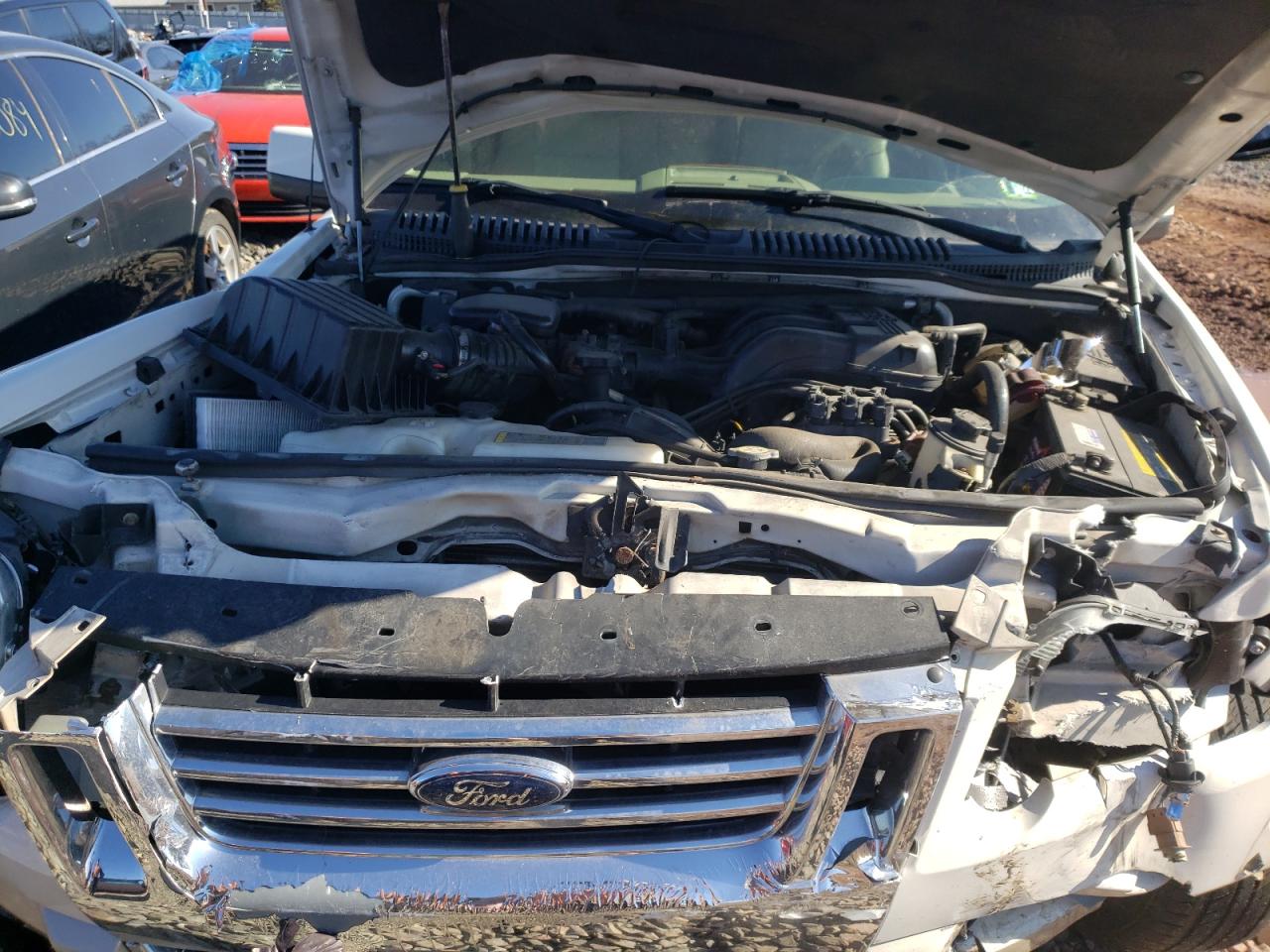 Photo 7 from auction – 2008 FORD EXPLORER E with VIN 1FMEU74E08UB06053