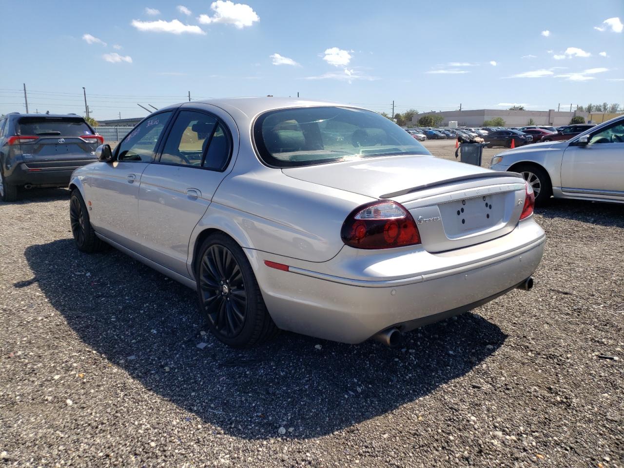 Photo 3 from auction – 2005 JAGUAR S-TYPE R with VIN SAJWA03V451N33566