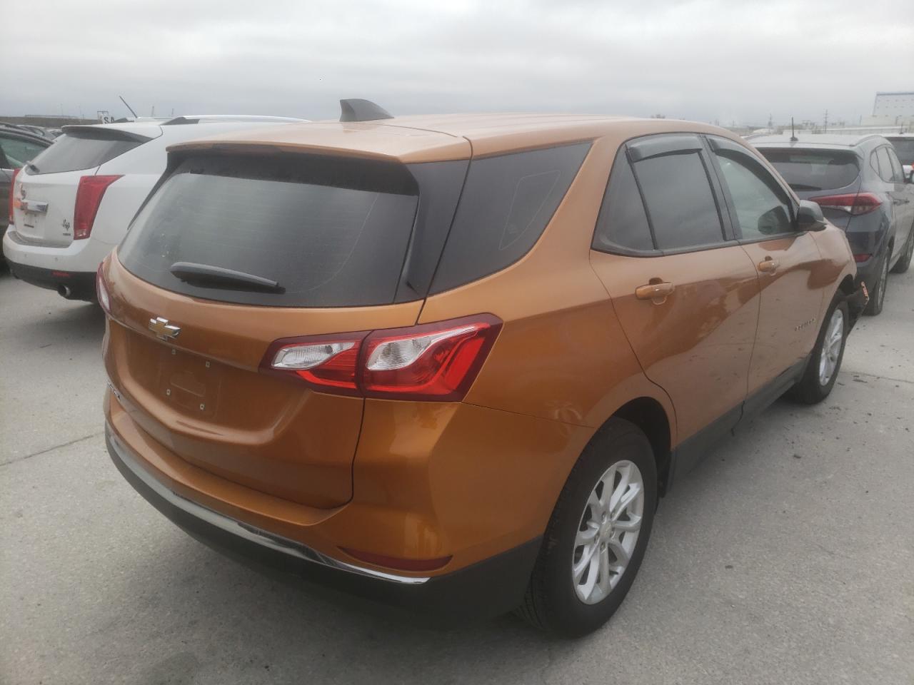 Photo 4 from auction – 2018 CHEVROLET EQUINOX LS with VIN 2GNAXHEV4J6124033