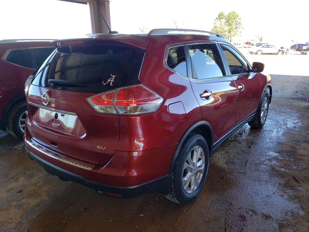Photo 4 from auction – 2016 NISSAN ROGUE S with VIN KNMAT2MT0GP610252