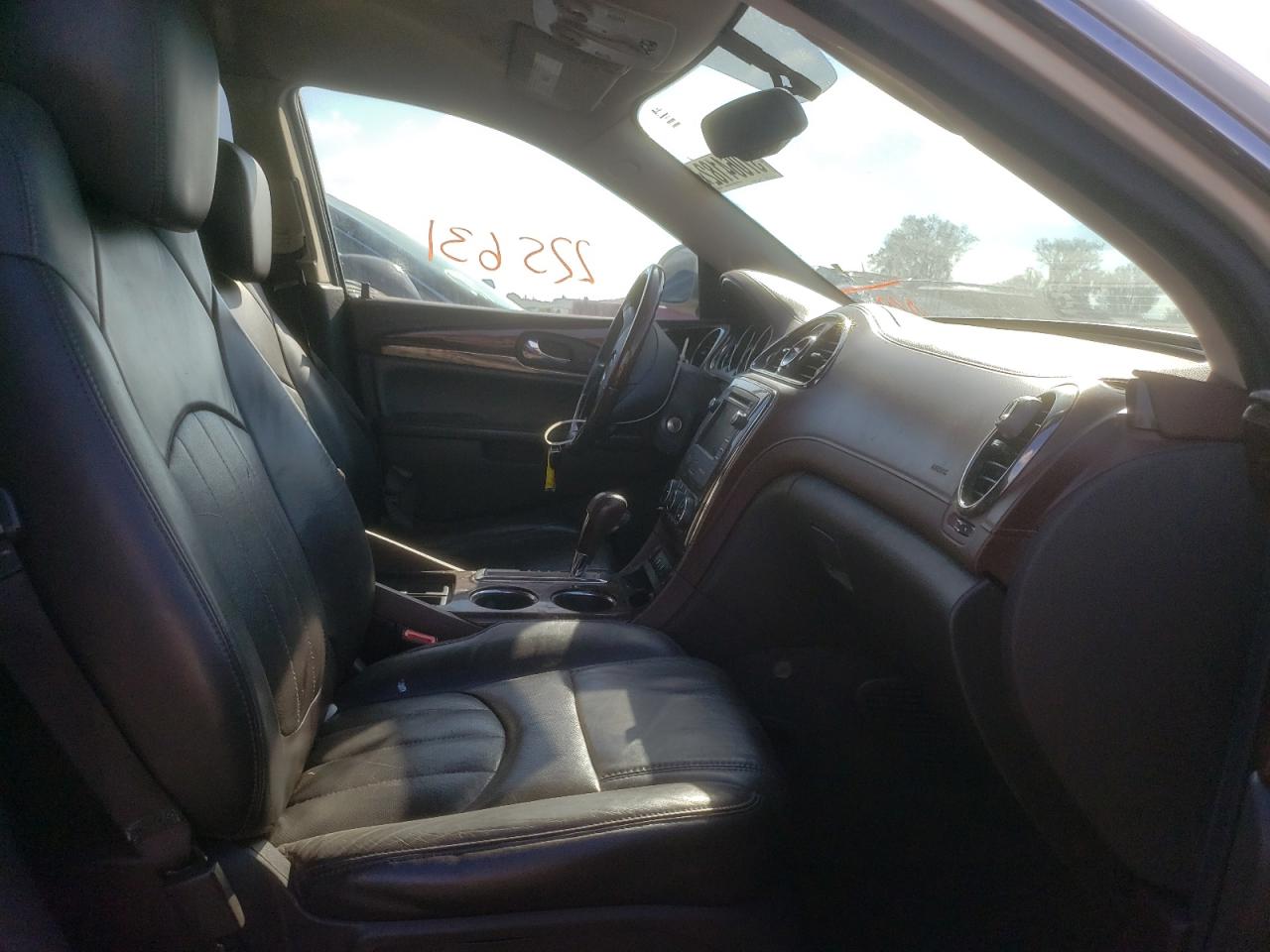 Photo 5 from auction – 2014 BUICK ENCLAVE with VIN 5GAKRBKDXEJ201479