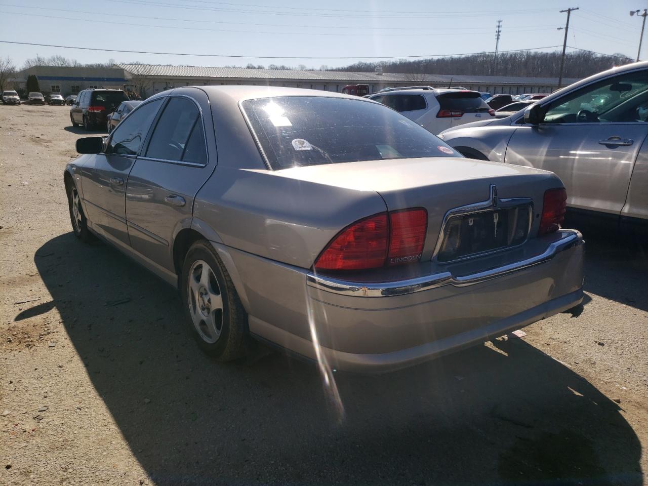 Photo 3 from auction – 2000 LINCOLN LS with VIN 1LNHM87A2YY757236