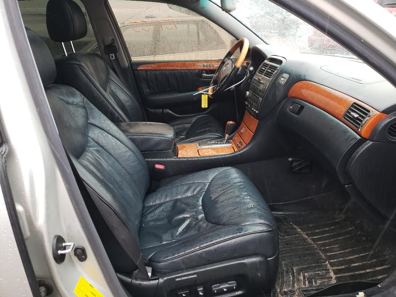 Photo 5 from auction – 2002 LEXUS LS 430 with VIN JTHBN30F720053313
