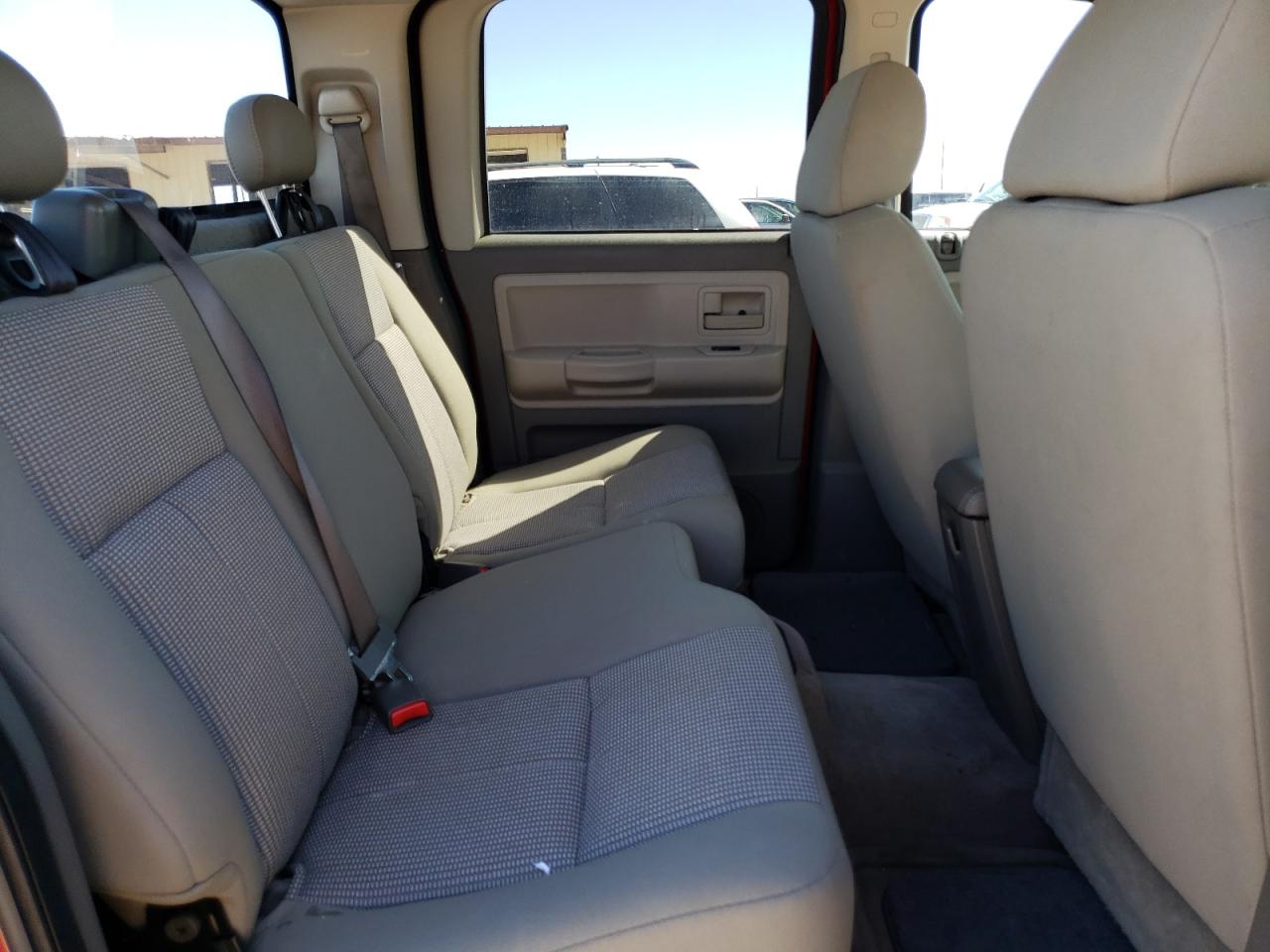 Photo 6 from auction – 2010 DODGE DAKOTA SXT with VIN 1D7CE3GK4AS263630