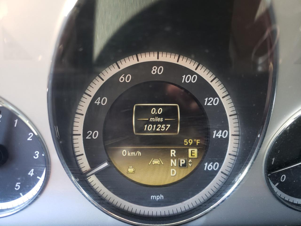 Photo 8 from auction – 2012 MERCEDES-BENZ E 350 with VIN WDDHF5KBXCA606505