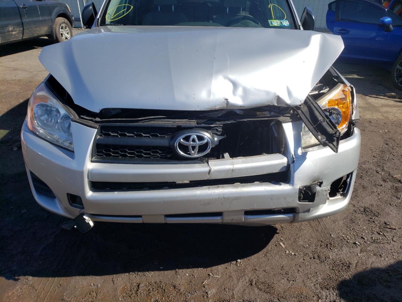 Photo 9 from auction – 2012 TOYOTA RAV4 with VIN JTMBF4DV0C5052949