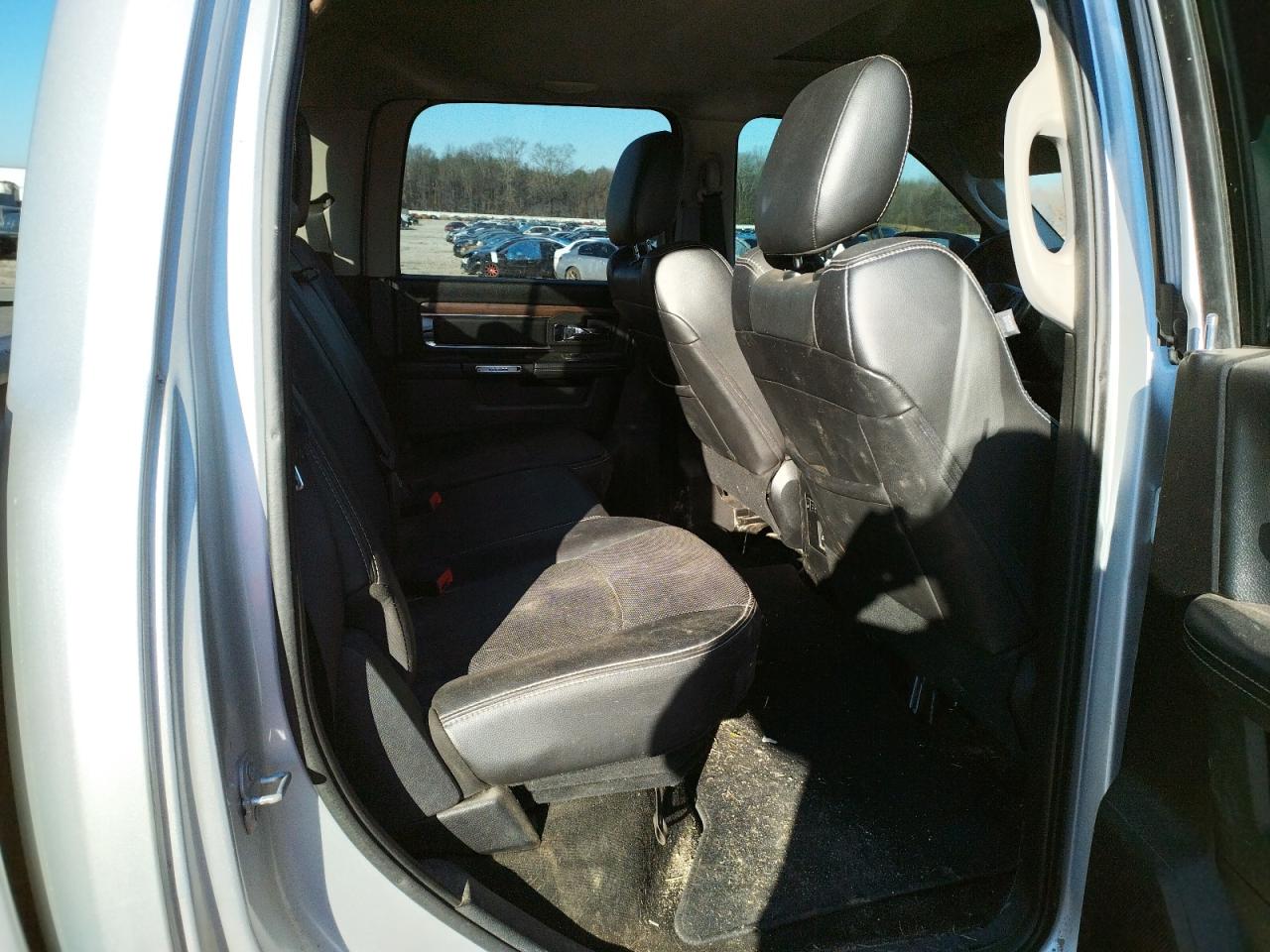 Photo 6 from auction – 2016 RAM 1500 LARAM with VIN 1C6RR7NT7GS229662