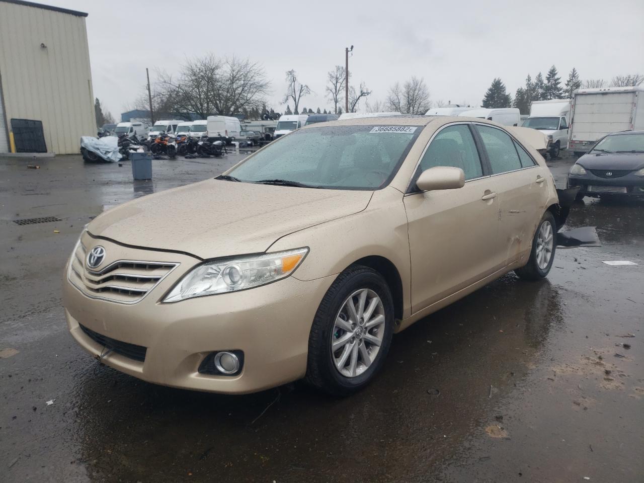 Photo 2 from auction – 2010 TOYOTA CAMRY BASE with VIN 4T1BF3EK3AU011051