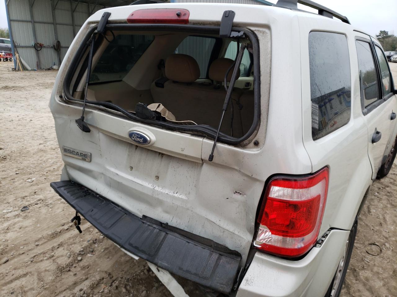 Photo 9 from auction – 2008 FORD ESCAPE XLT with VIN 1FMCU03Z08KA09790