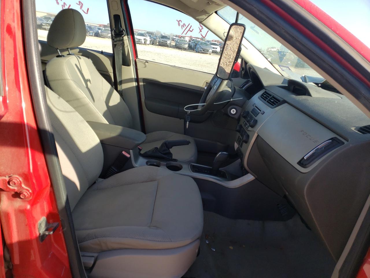 Photo 5 from auction – 2008 FORD FOCUS SE with VIN 1FAHP35NX8W165105