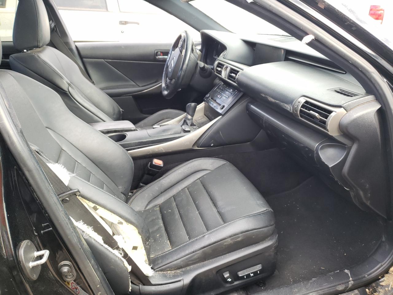 Photo 5 from auction – 2014 LEXUS IS 250 with VIN JTHCF1D28E5004030