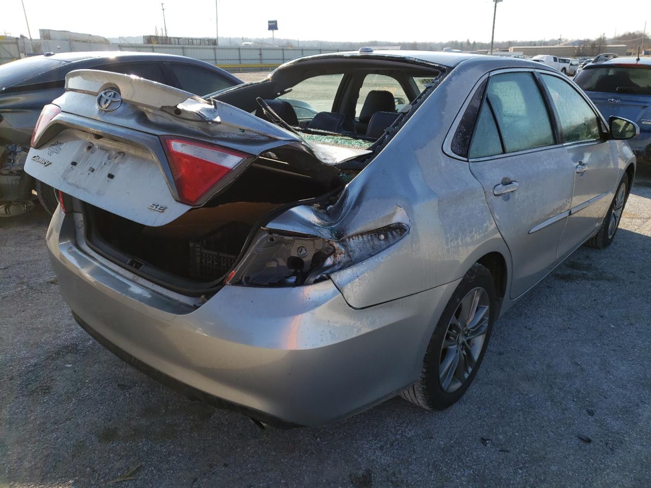 Photo 4 from auction – 2016 TOYOTA CAMRY LE with VIN 4T1BF1FK6GU223180