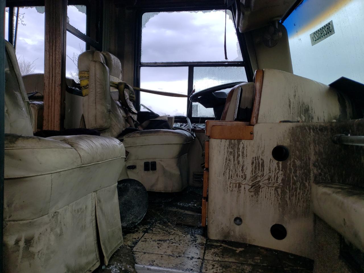 Photo 5 from auction – 2007 FREIGHTLINER CHASSIS X with VIN 4UZAB2DJ17CZ40101