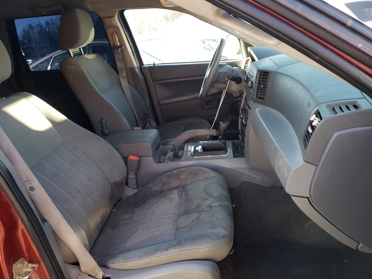 Photo 5 from auction – 2007 JEEP GRAND CHER with VIN 1J8HR48P27C540307