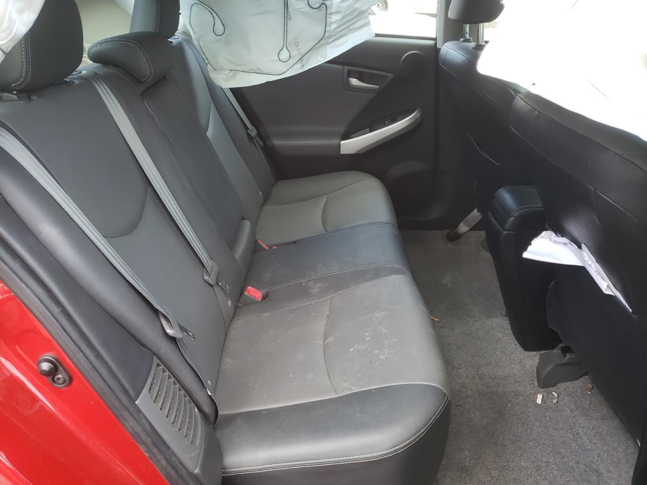 Photo 6 from auction – 2015 TOYOTA PRIUS with VIN JTDKN3DU1F1879925