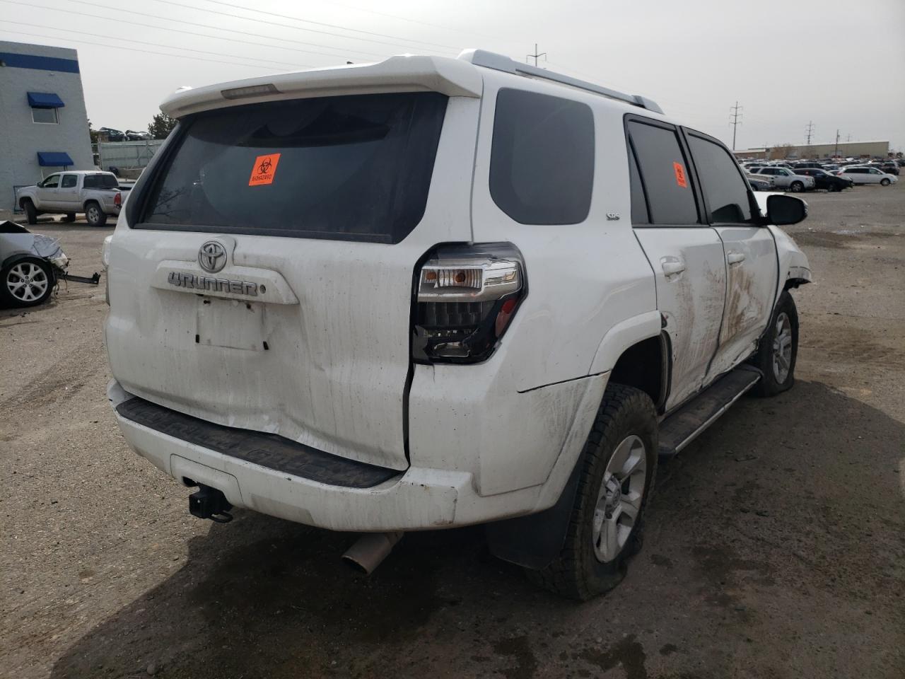 Photo 4 from auction – 2015 TOYOTA 4RUNNER SR with VIN JTEBU5JR9F5260041