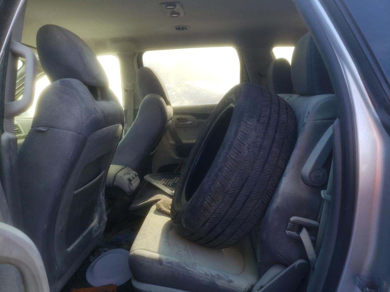 Photo 6 from auction – 2011 CHEVROLET TRAVERSE L with VIN 1GNKVGED6BJ214929