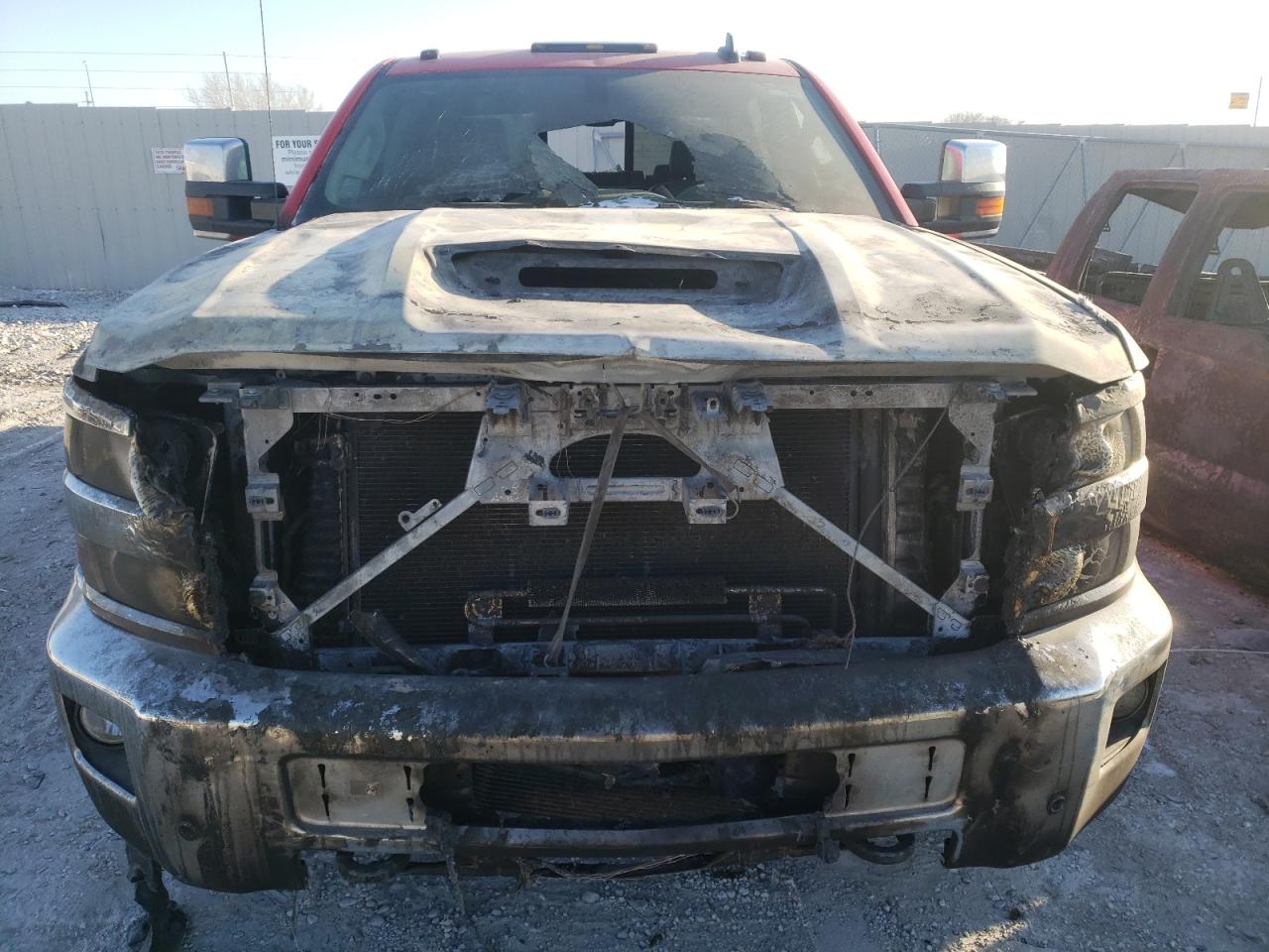 Photo 9 from auction – 2019 CHEVROLET SILVERADO with VIN 1GC1KTEYXKF276183