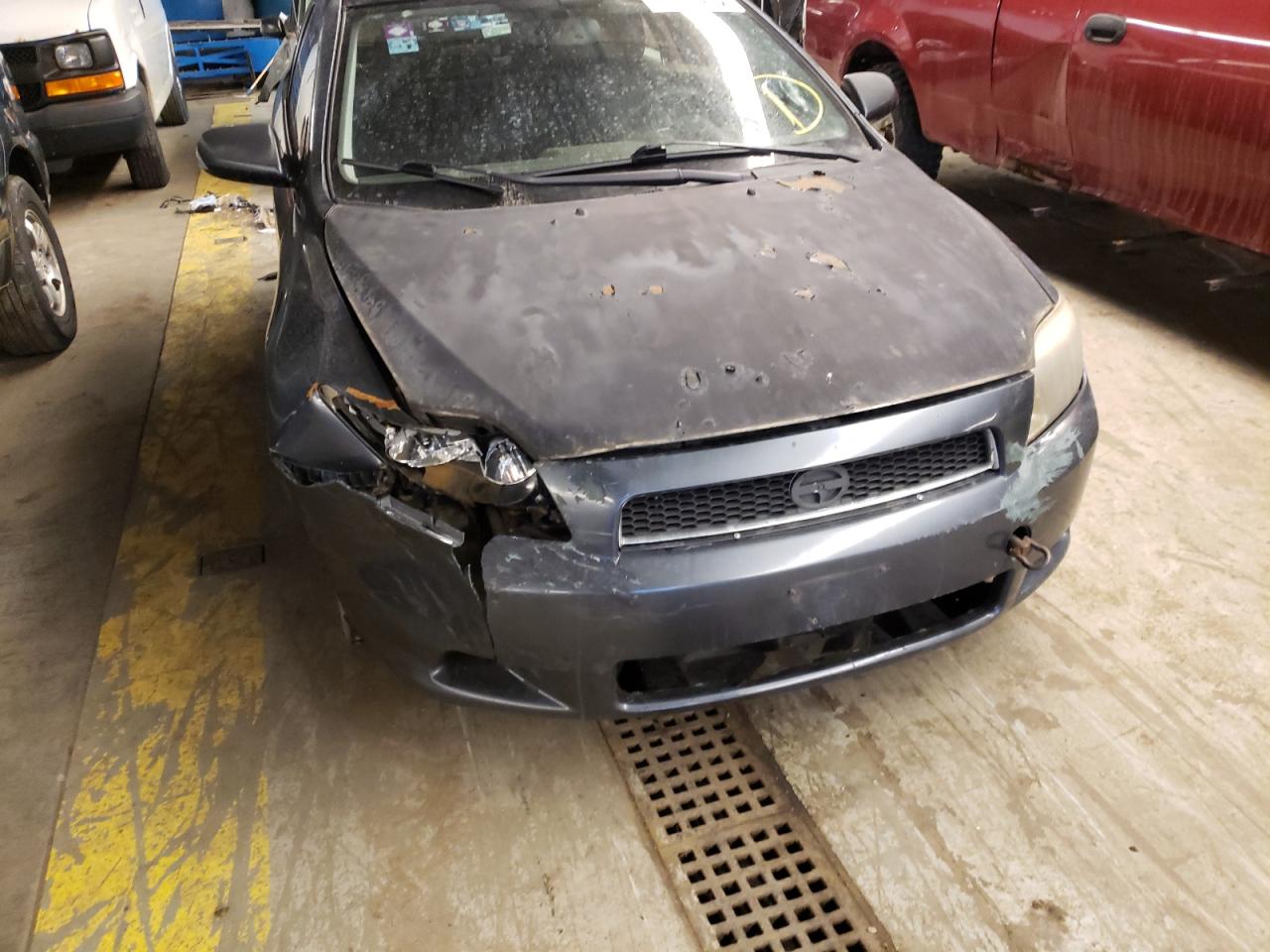 Photo 9 from auction – 2005 TOYOTA SCION TC with VIN JTKDE177850019407