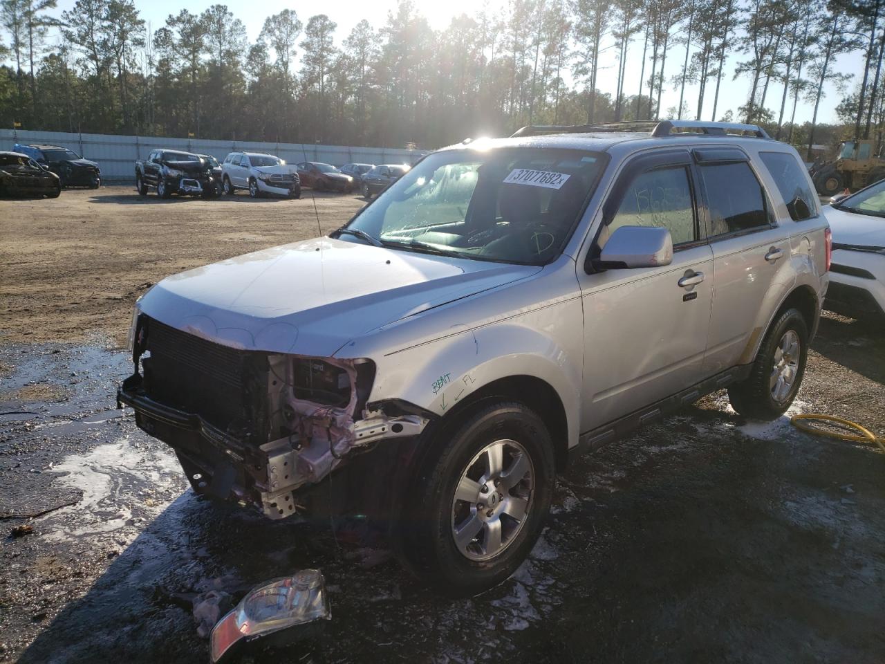 Photo 2 from auction – 2012 FORD ESCAPE LIM with VIN 1FMCU0E78CKB17305