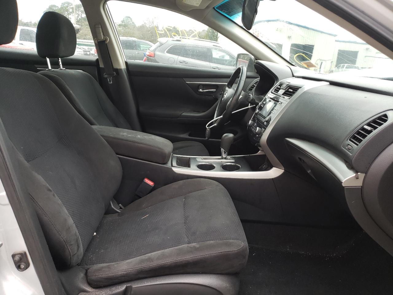 Photo 5 from auction – 2015 NISSAN ALTIMA 2.5 with VIN 1N4AL3AP8FC102796
