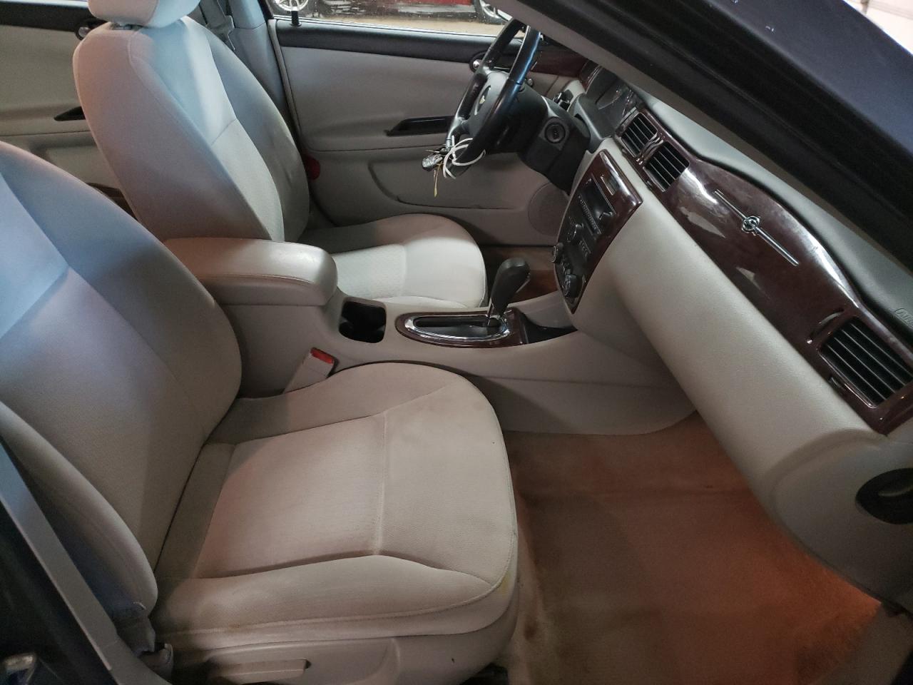 Photo 5 from auction – 2010 CHEVROLET IMPALA LT with VIN 2G1WB5EK1A1155554