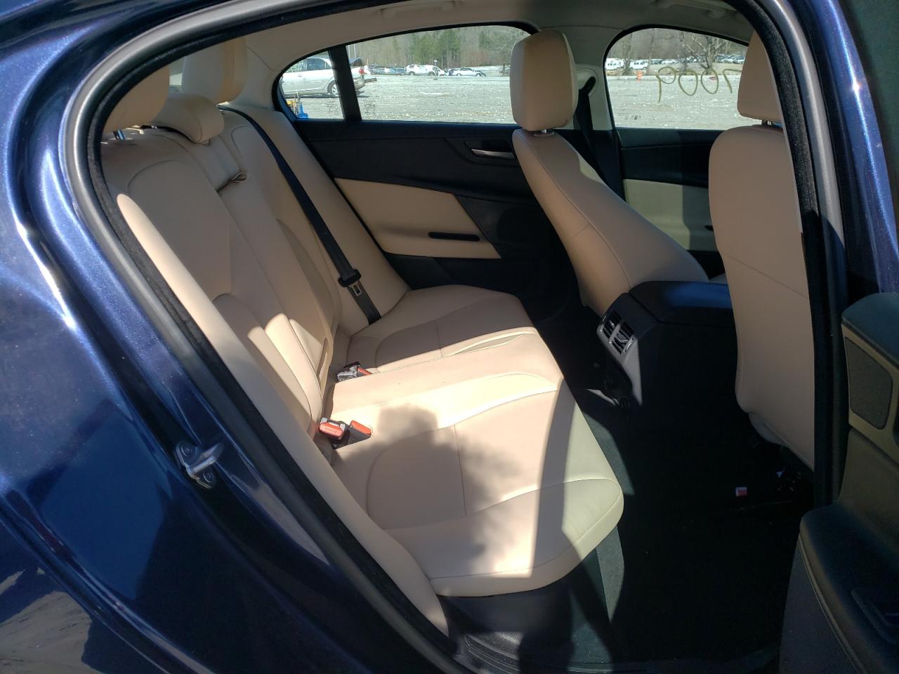 Photo 6 from auction – 2017 JAGUAR XE PREMIUM with VIN SAJAD4BGXHA971637