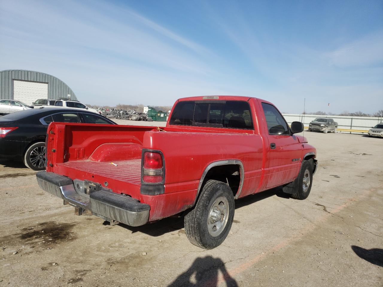 Photo 4 from auction – 2001 DODGE RAM 1500 with VIN 1B7HC16X21S241424