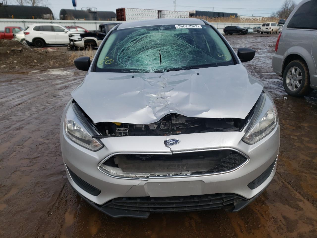 Photo 9 from auction – 2016 FORD FOCUS S with VIN 1FADP3E25GL371789