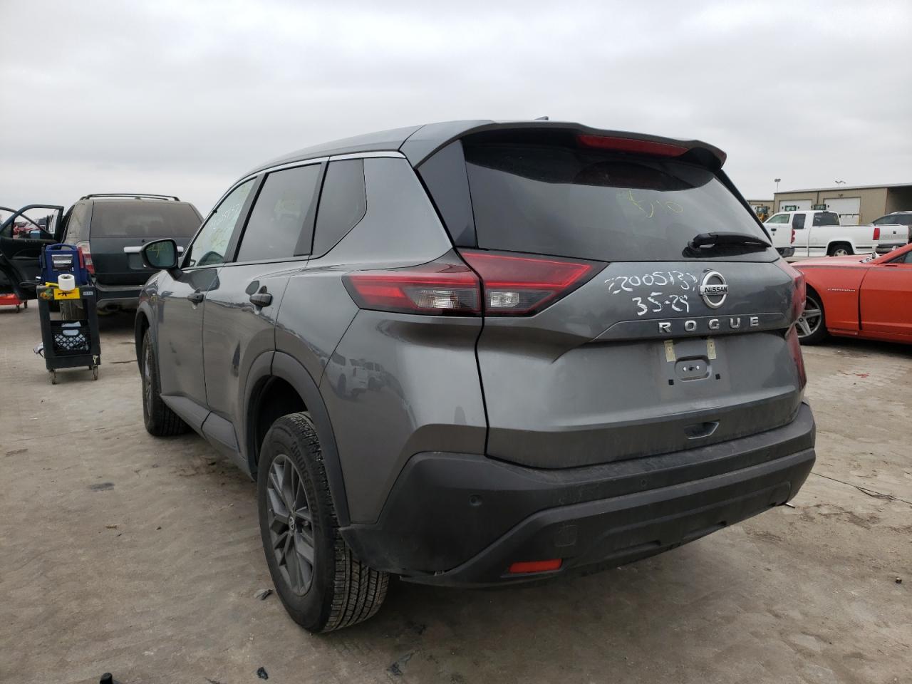 Photo 3 from auction – 2021 NISSAN ROGUE S with VIN 5N1AT3AA0MC739616