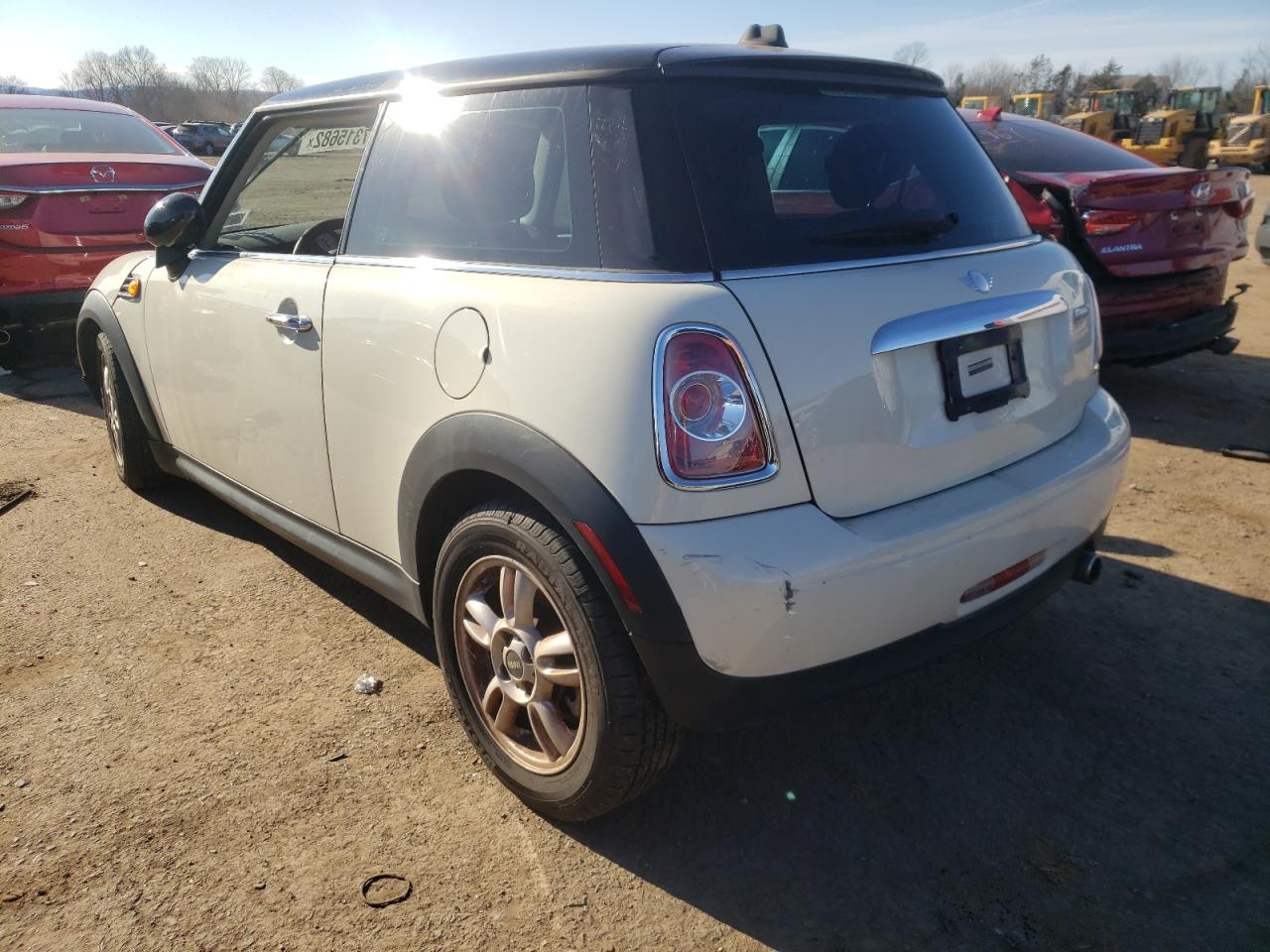 Photo 3 from auction – 2011 MINI COOPER with VIN WMWSU3C54BTX96207