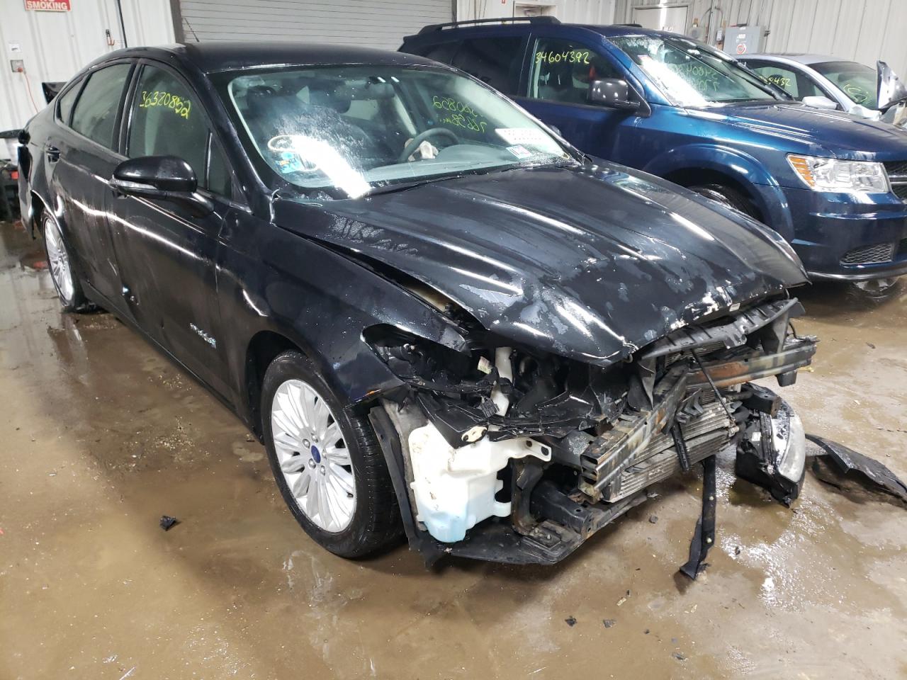 FORD FUSION SE 2014 with VIN 3FA6P0LU5ER252845 - Photo from auction