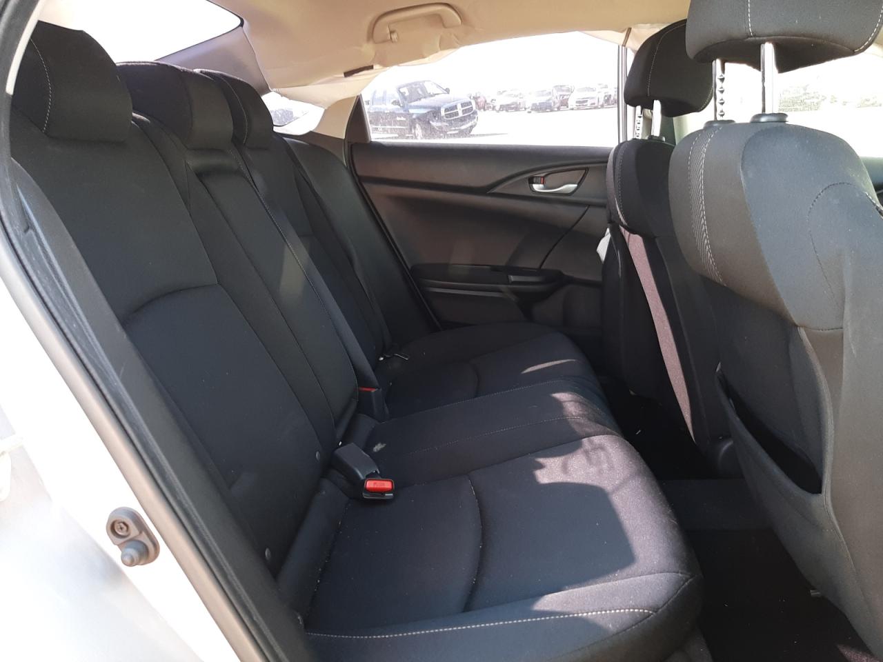 Photo 6 from auction – 2018 HONDA CIVIC EX with VIN JHMFC1F33JX016094