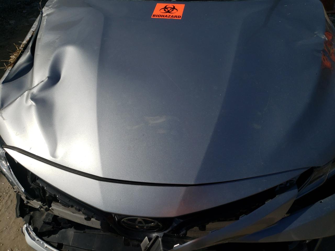 Photo 17 from auction – 2018 TOYOTA CAMRY L with VIN 4T1B11HK3JU024705