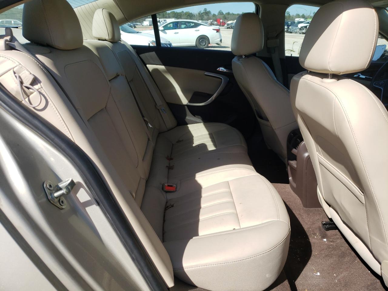 Photo 6 from auction – 2014 BUICK REGAL with VIN 2G4GK5EX0E9325199