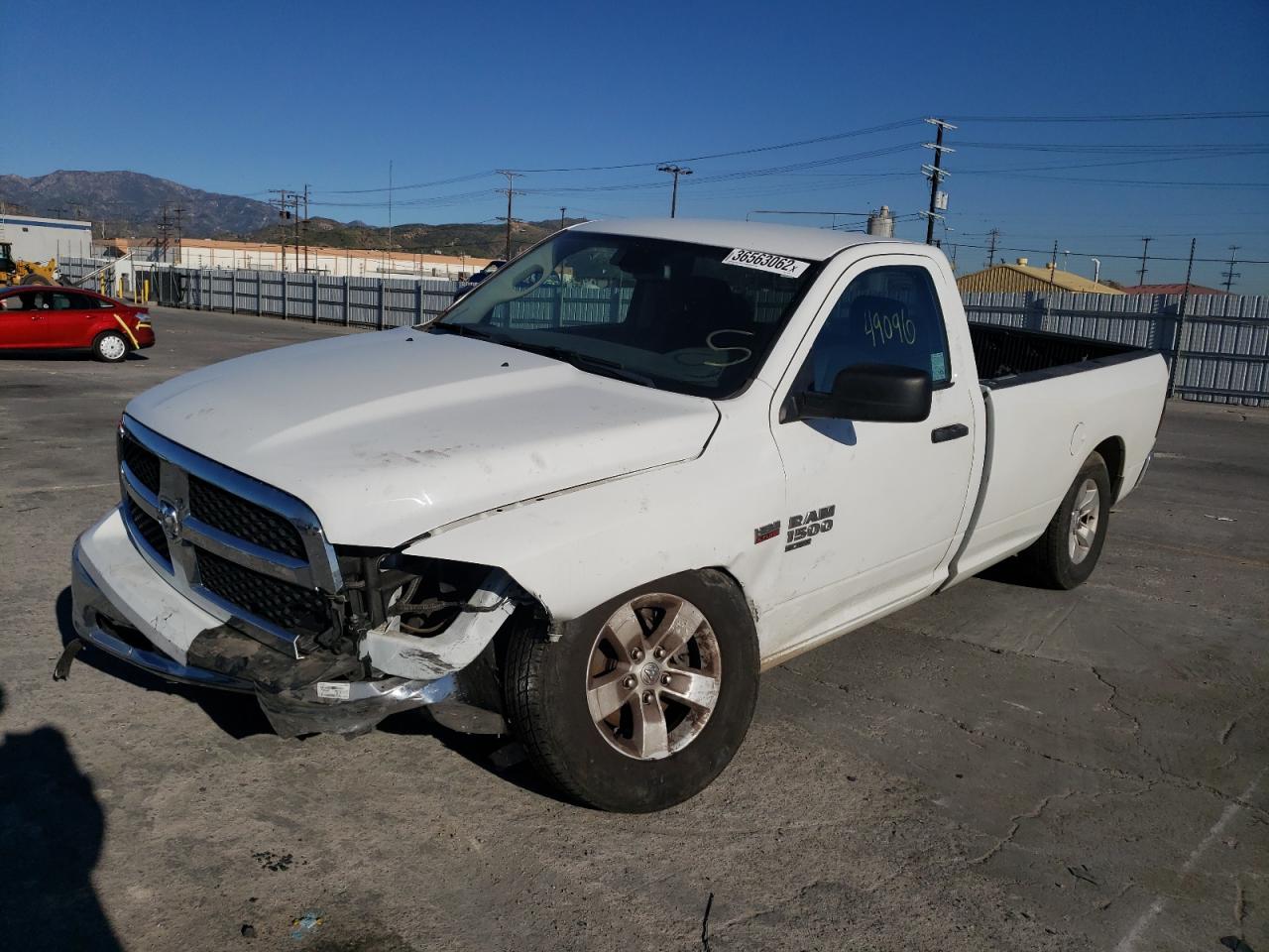 Photo 2 from auction – 2019 RAM 1500 CLASS with VIN 3C6JR6DT6KG561519