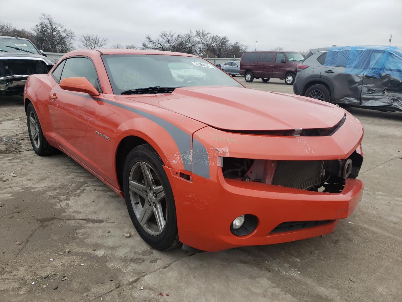 CHEVROLET CAMARO LT 2012 with VIN 2G1FB1E33C9105969 - Photo from auction