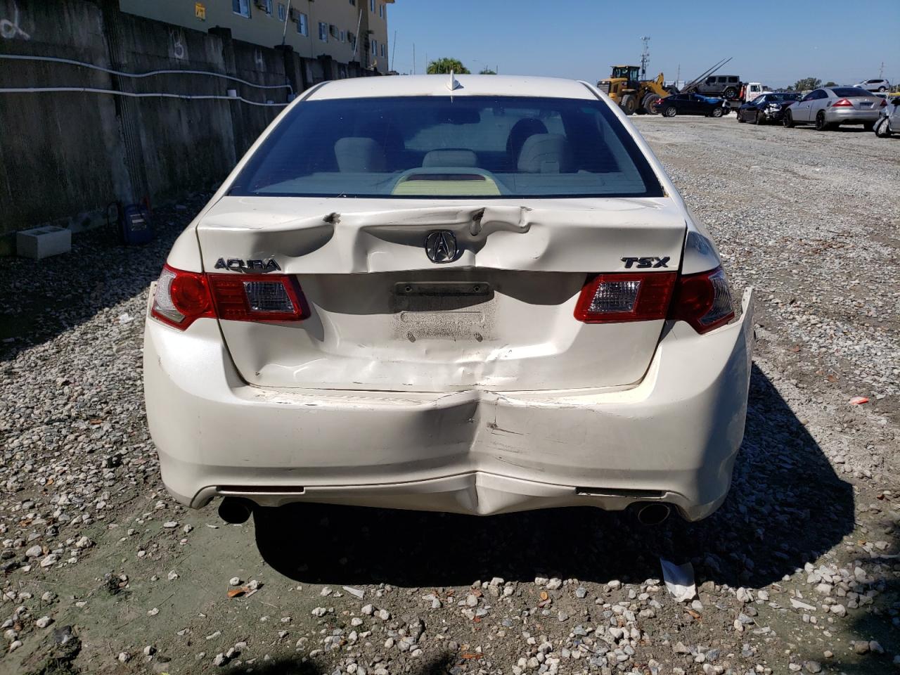 Photo 9 from auction – 2010 ACURA TSX with VIN JH4CU2F65AC000048