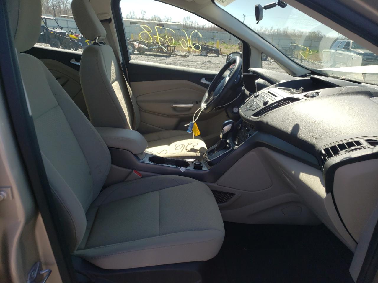 Photo 5 from auction – 2018 FORD C-MAX SE with VIN 1FADP5AU2JL101168