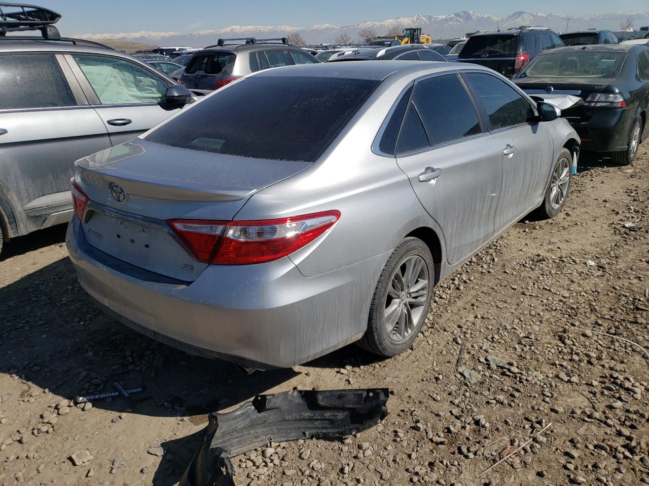 Photo 4 from auction – 2016 TOYOTA CAMRY LE with VIN 4T1BF1FK7GU534746
