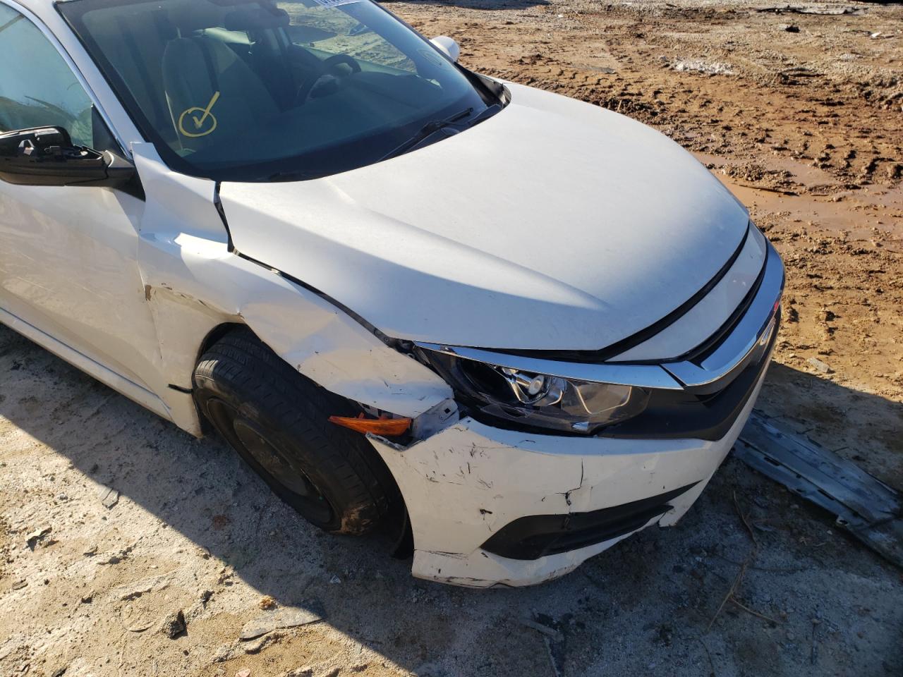 Photo 9 from auction – 2017 HONDA CIVIC LX with VIN 19XFC2F54HE036888