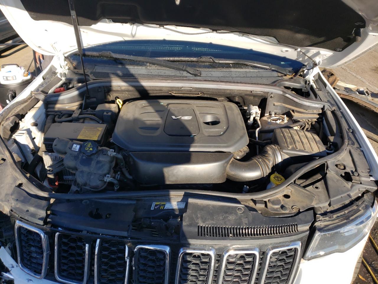 Photo 7 from auction – 2018 JEEP GRAND CHER with VIN 1C4RJEBG9JC253748