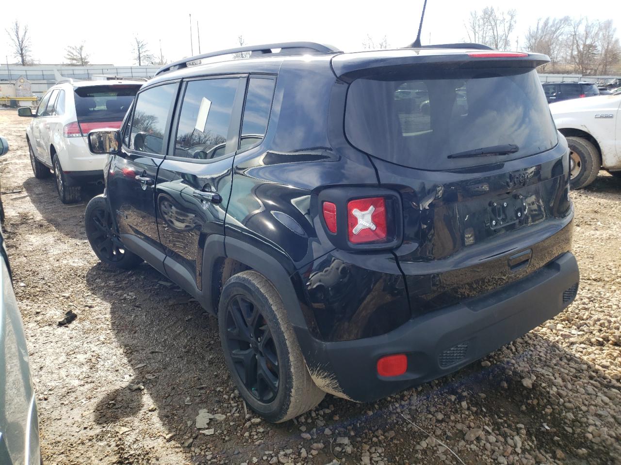Photo 3 from auction – 2018 JEEP RENEGADE L with VIN ZACCJABB2JPJ54667