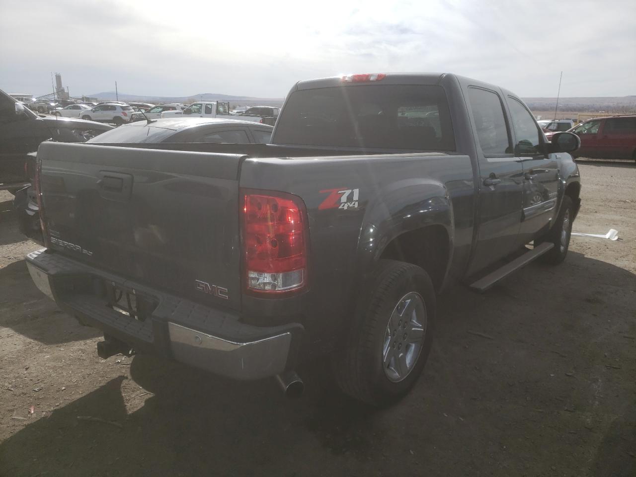 Photo 4 from auction – 2010 GMC SIERRA K15 with VIN 3GTRKWE3XAG126418