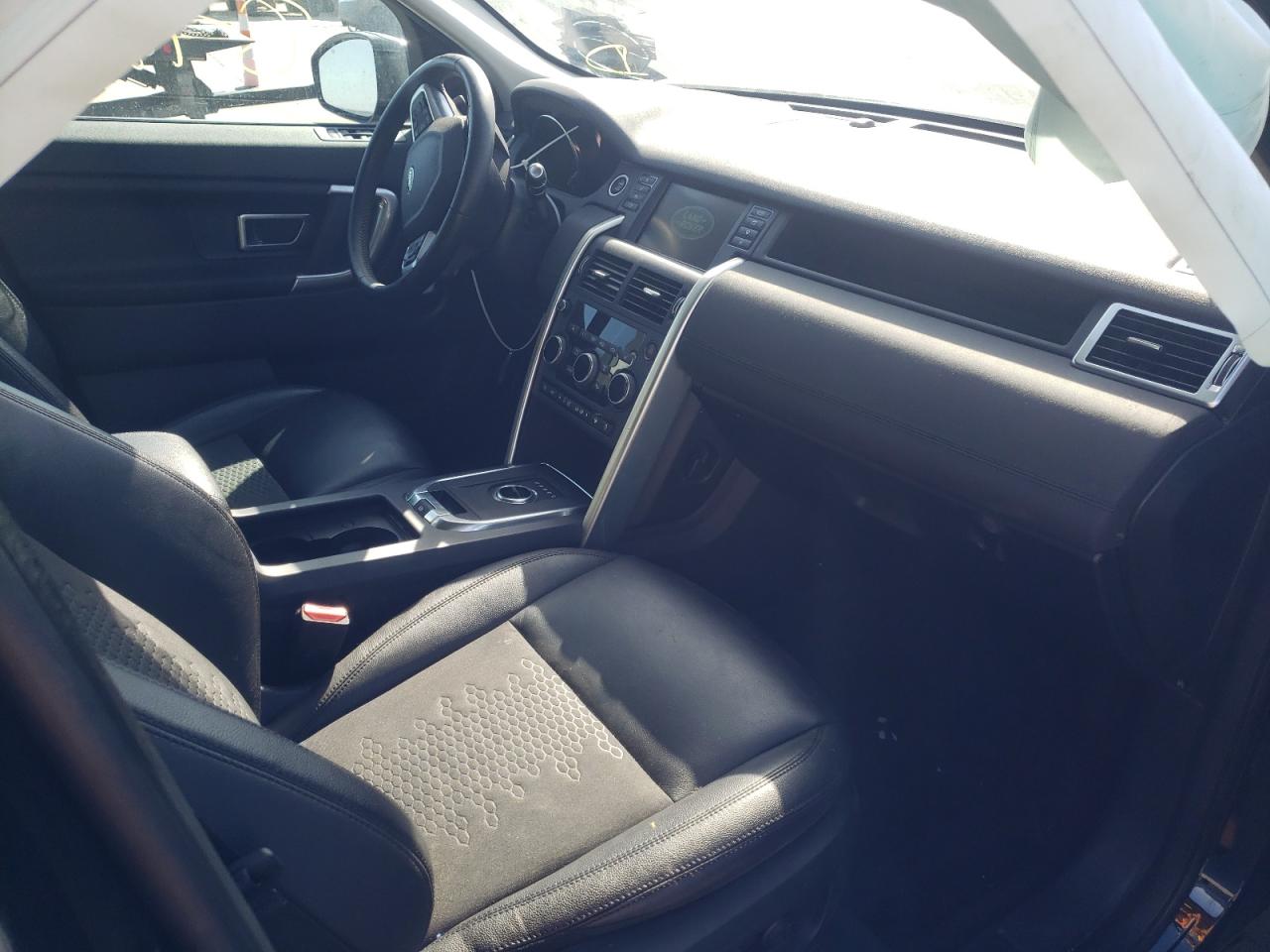 Photo 5 from auction – 2019 LAND ROVER DISCOVERY with VIN SALCP2FX5KH785010