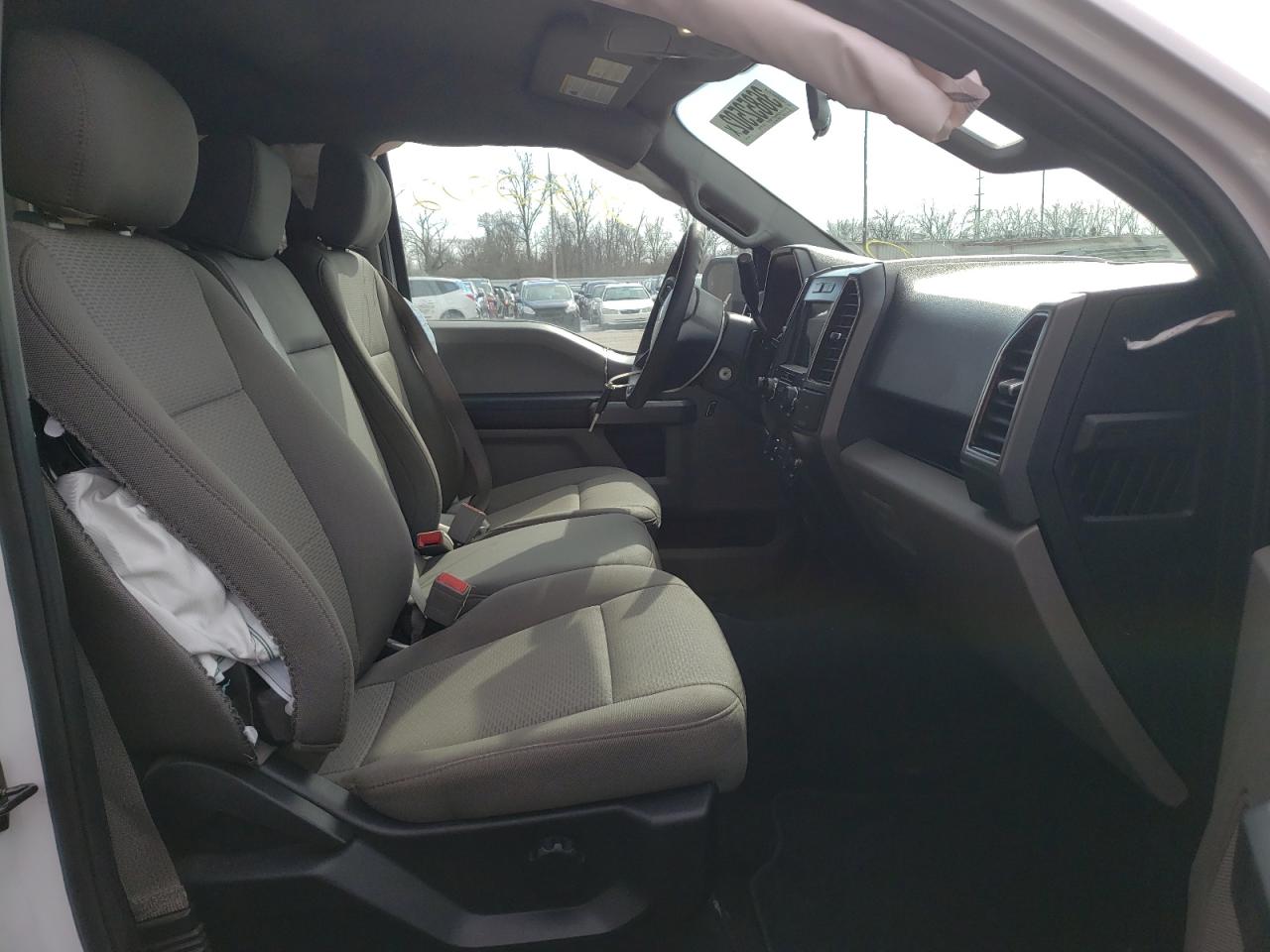 Photo 5 from auction – 2019 FORD F150 SUPER with VIN 1FTEW1EP5KFC57915