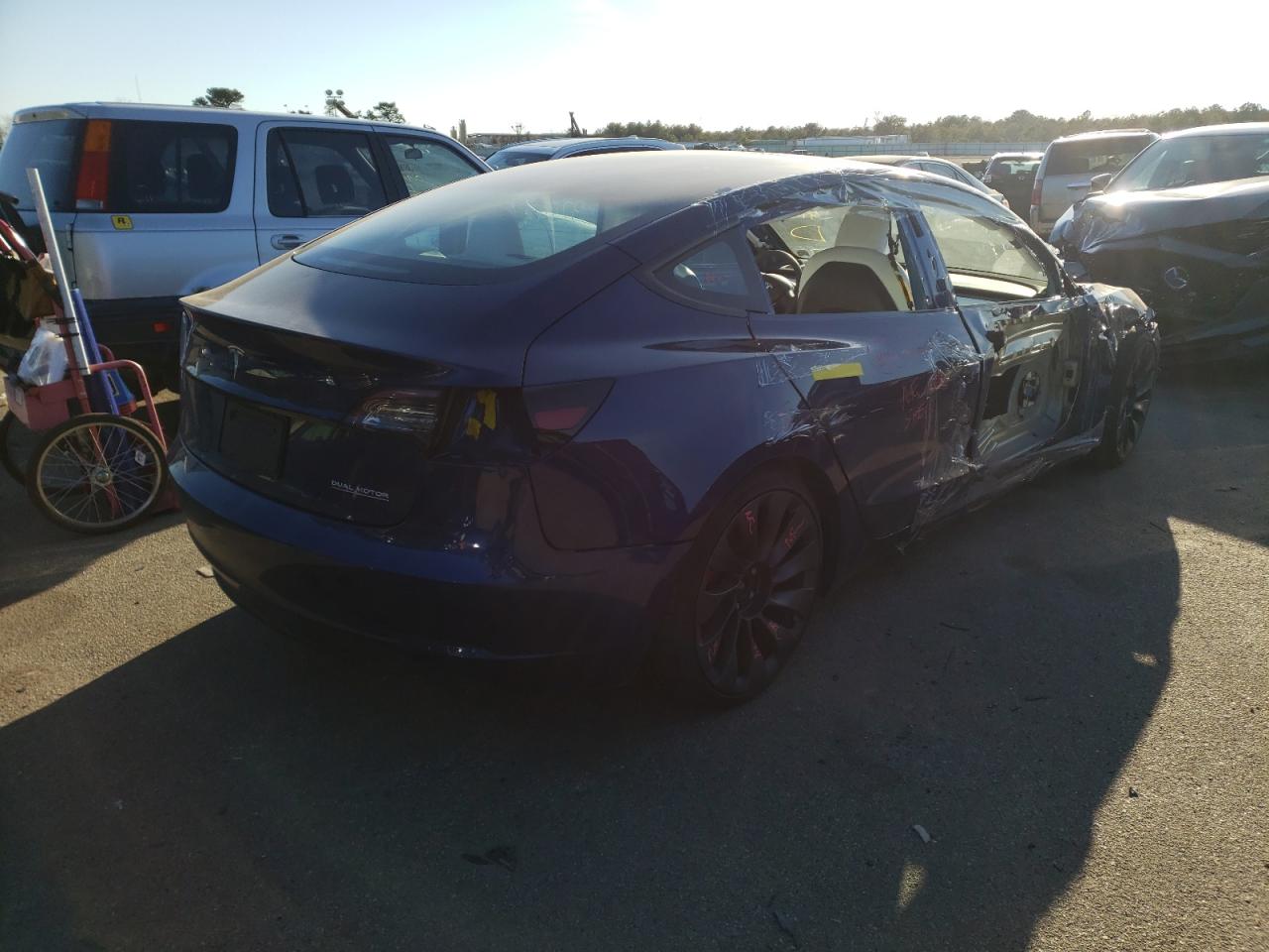 Photo 4 from auction – 2021 TESLA MODEL 3 with VIN 5YJ3E1EC2MF973332